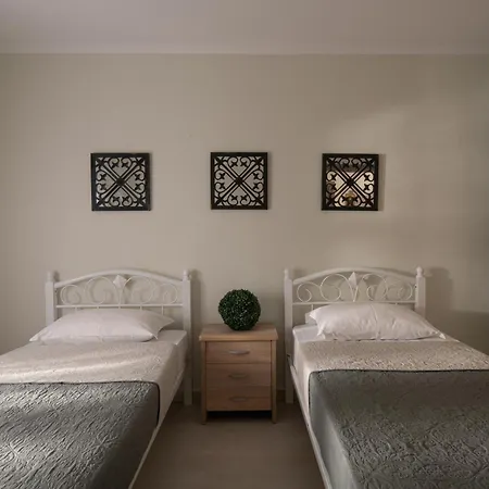 Rodi House * سيكيا